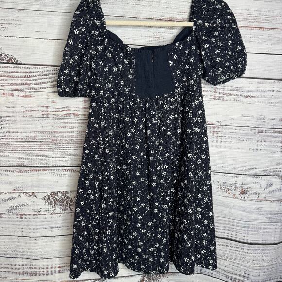 Anthropologie Maeve Lillianne Embroidered‎ Eyelet Floral Navy Blue Dress Size 2 - Picture 4 of 4